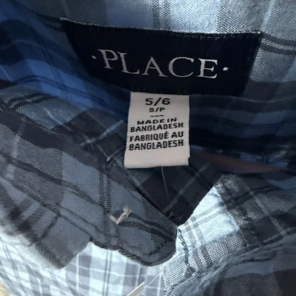 Children’s Place Boys Button Down, Blue, Small